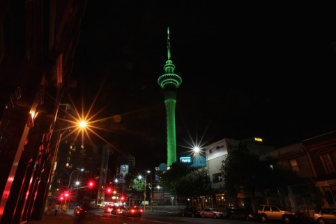 Sky+Tower+Glows+Green+St+Patrick+Day+TGcG4zpbAeHl